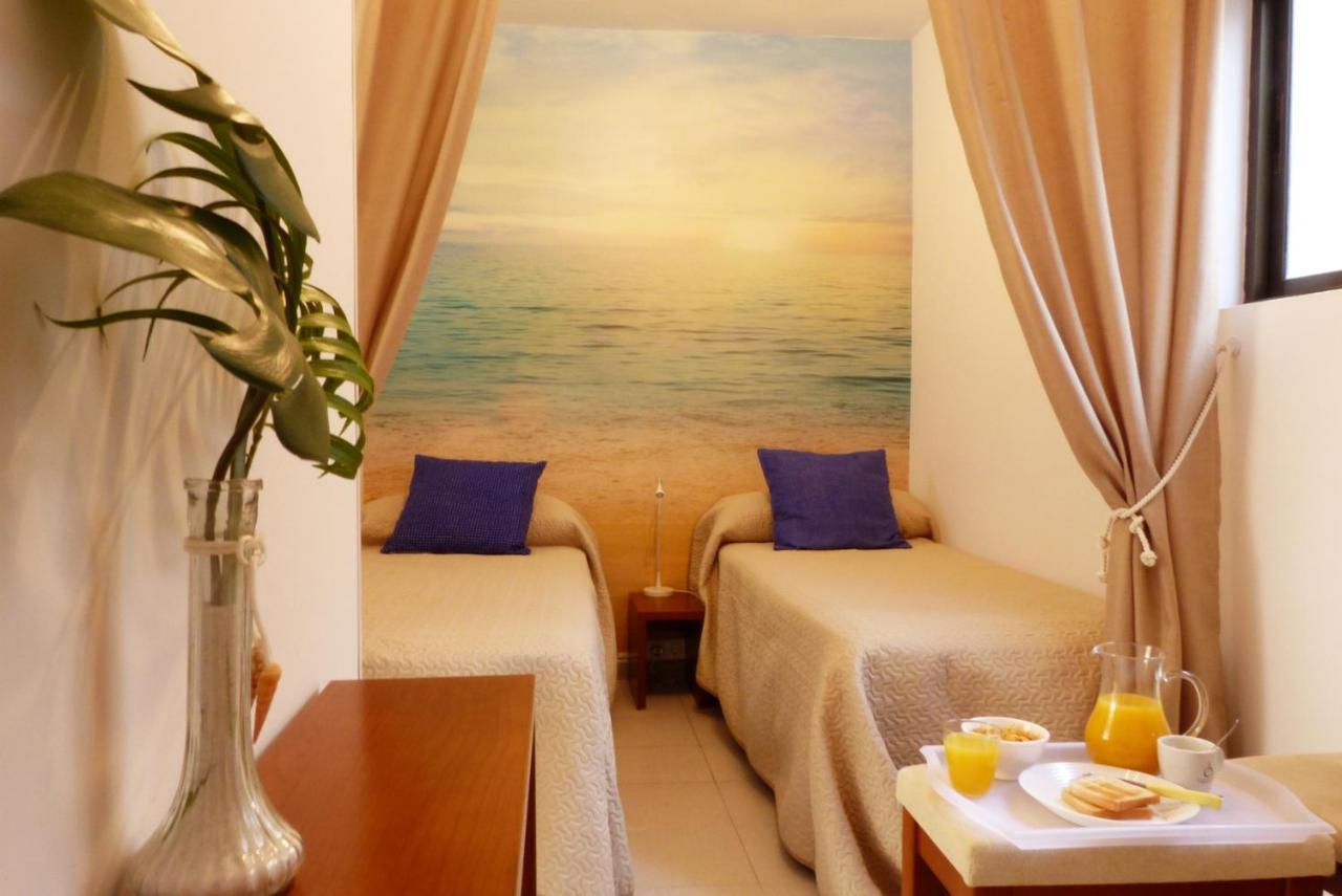 Studio With Access To The Garden. Open Pool. Beach Very Close. Wifi & Netflix Free Benalmádena Exterior foto