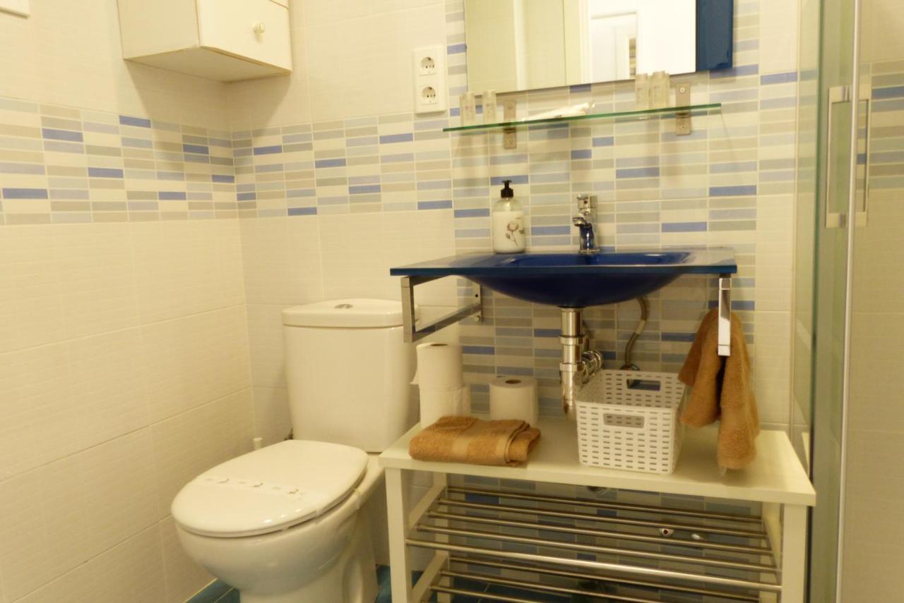 Studio With Access To The Garden. Open Pool. Beach Very Close. Wifi & Netflix Free Benalmádena Exterior foto