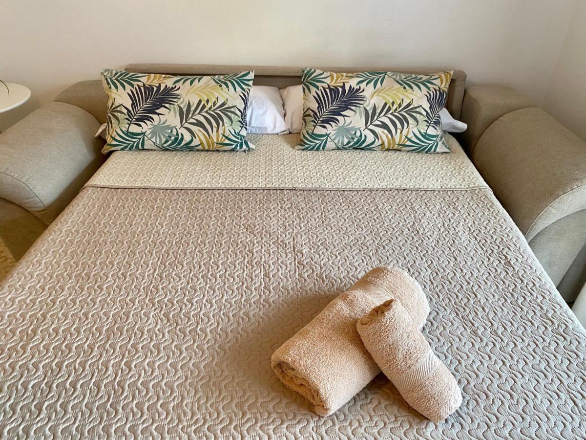 Studio With Access To The Garden. Open Pool. Beach Very Close. Wifi & Netflix Free Benalmádena Exterior foto