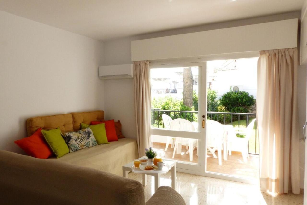 Studio With Access To The Garden. Open Pool. Beach Very Close. Wifi & Netflix Free Benalmádena Exterior foto