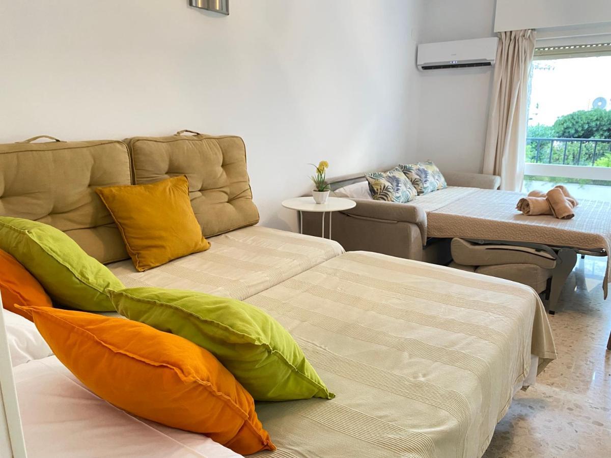 Studio With Access To The Garden. Open Pool. Beach Very Close. Wifi & Netflix Free Benalmádena Exterior foto